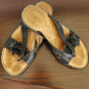 BORN sandals